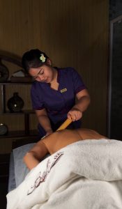 Креольський масаж (бамбуковими паличками)